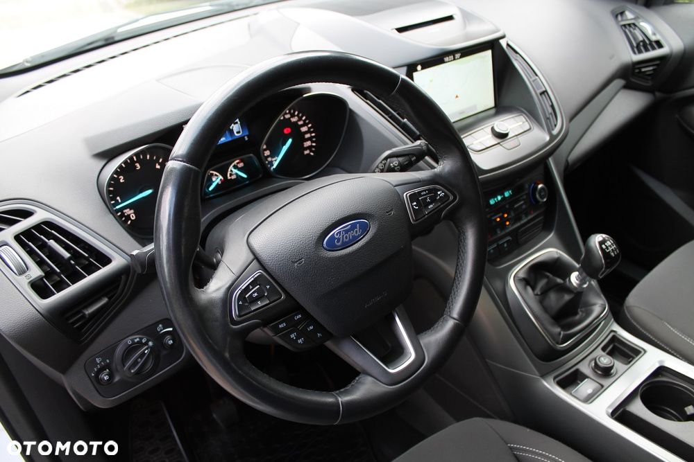 Ford Kuga 2.0 TDCi 2x4 Cool & Connect - 6