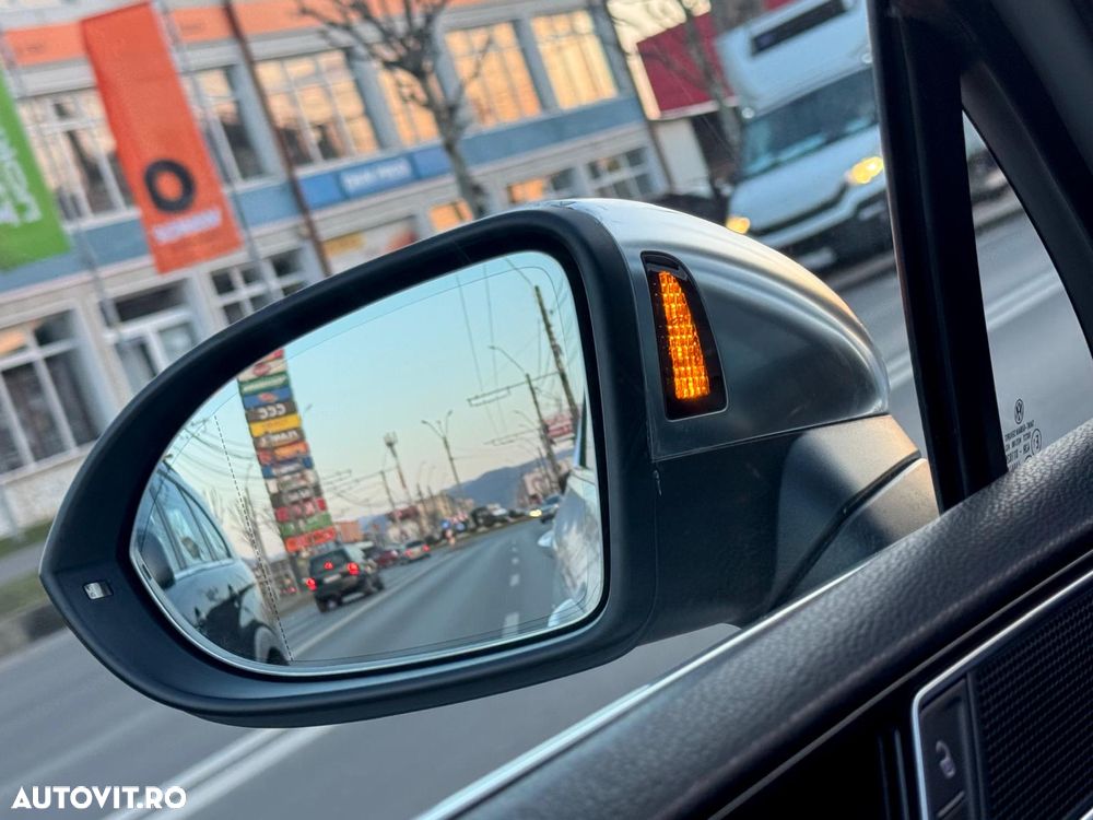 Volkswagen Passat Alltrack 2.0 TDI DSG 4Motion - 28