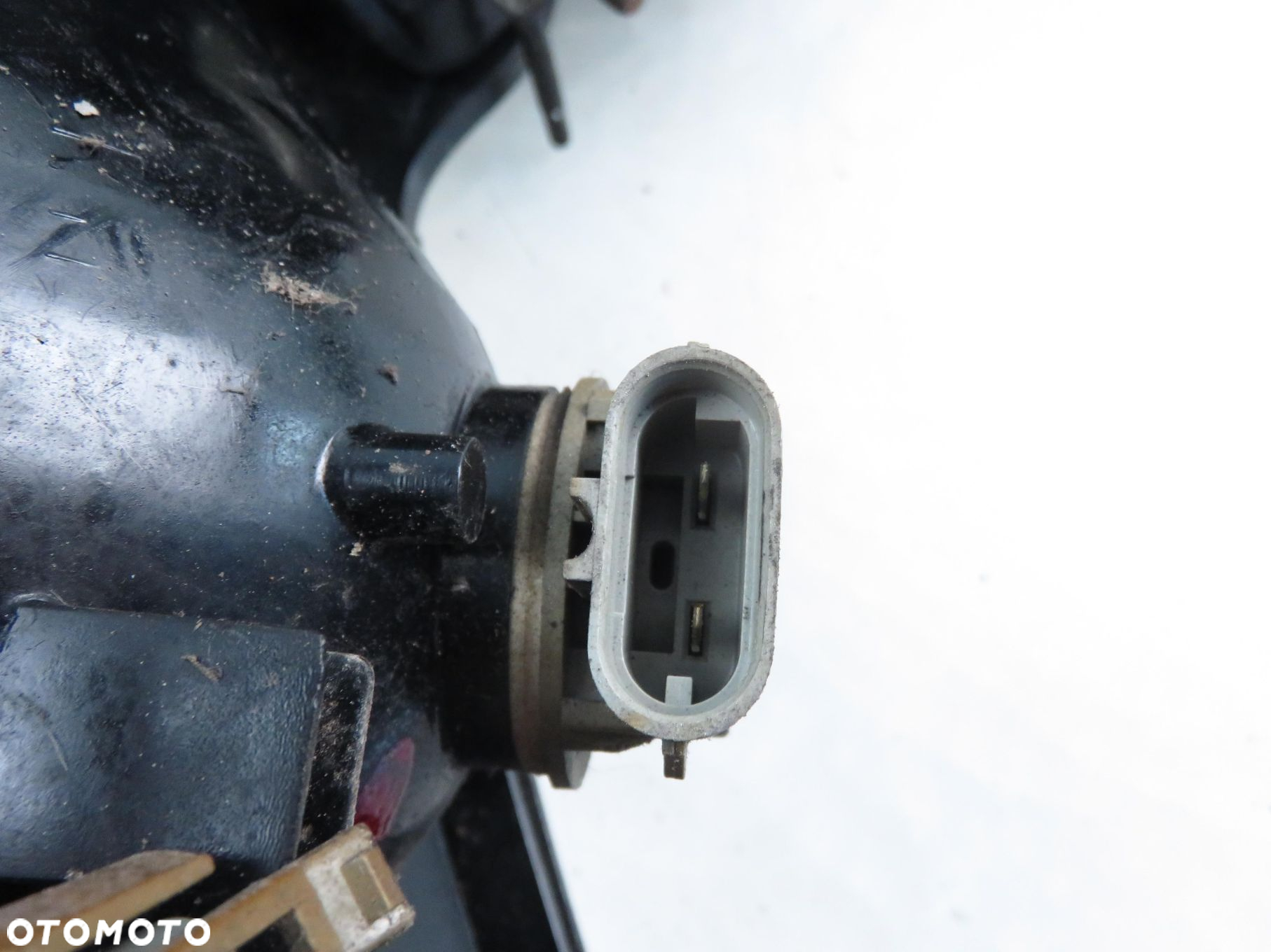 LAMPA PRAWA PRZEDNIA LINCOLN TOWN CAR III YW1X13100A - 7
