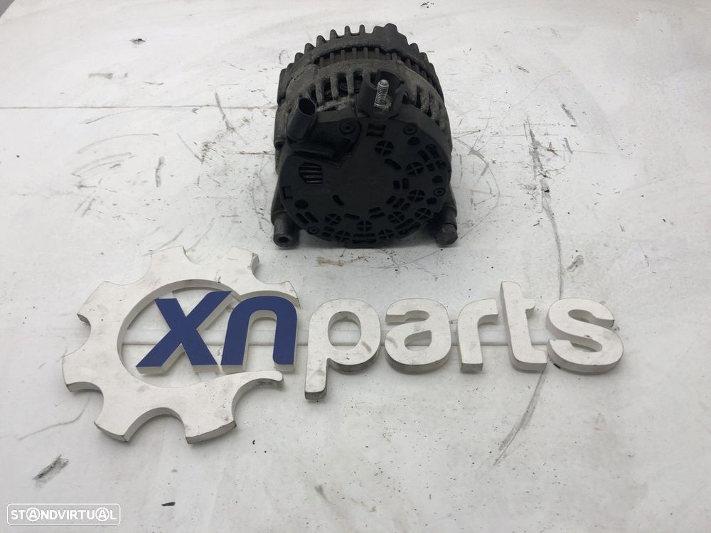 Alternador FORD S-MAX (WA6) 2.0 TDCi | 05.06 - 12.14 Usado REF. 0 121 615 009... - 2