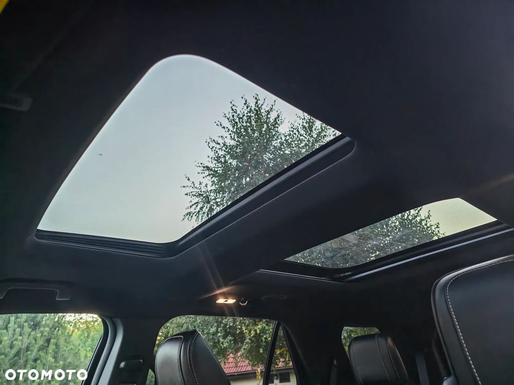 Ford Explorer - 24