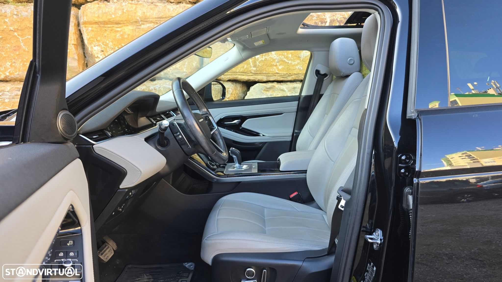 Land Rover Range Rover Evoque - 54
