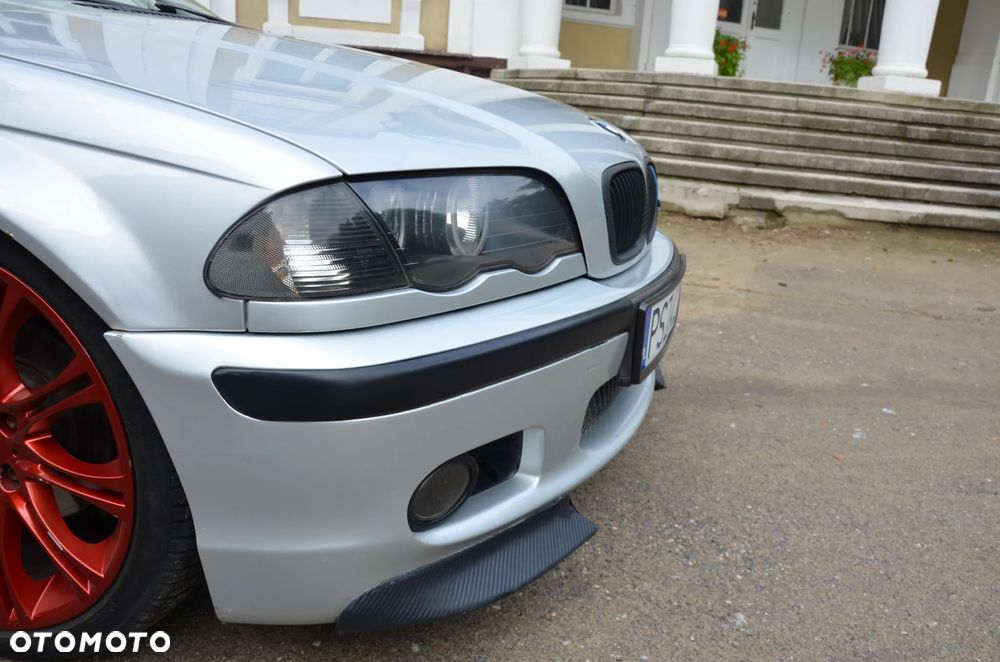 BMW Seria 3 318i - 12