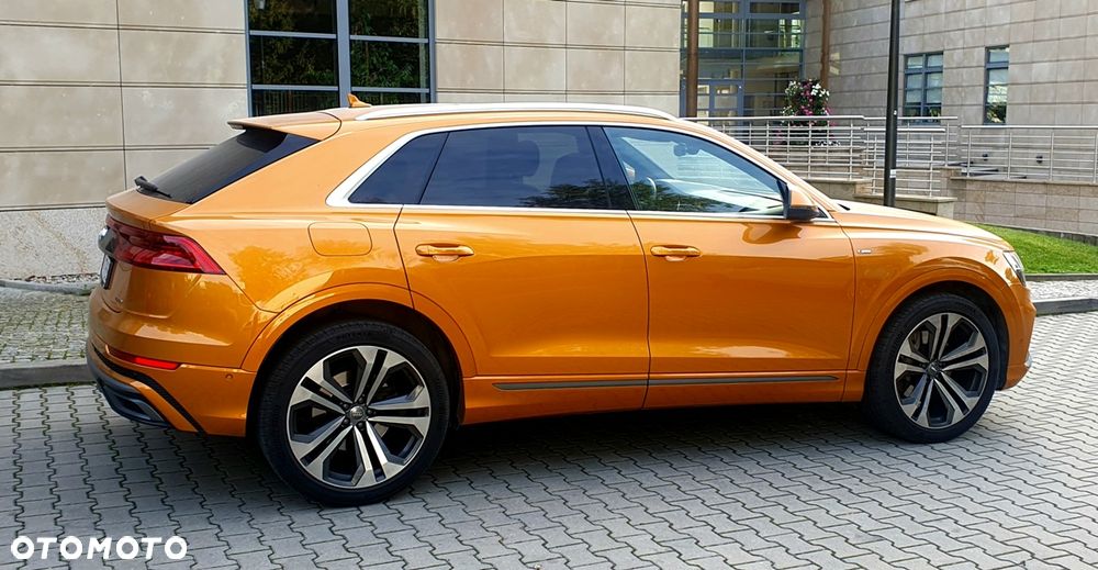 Audi Q8 - 11