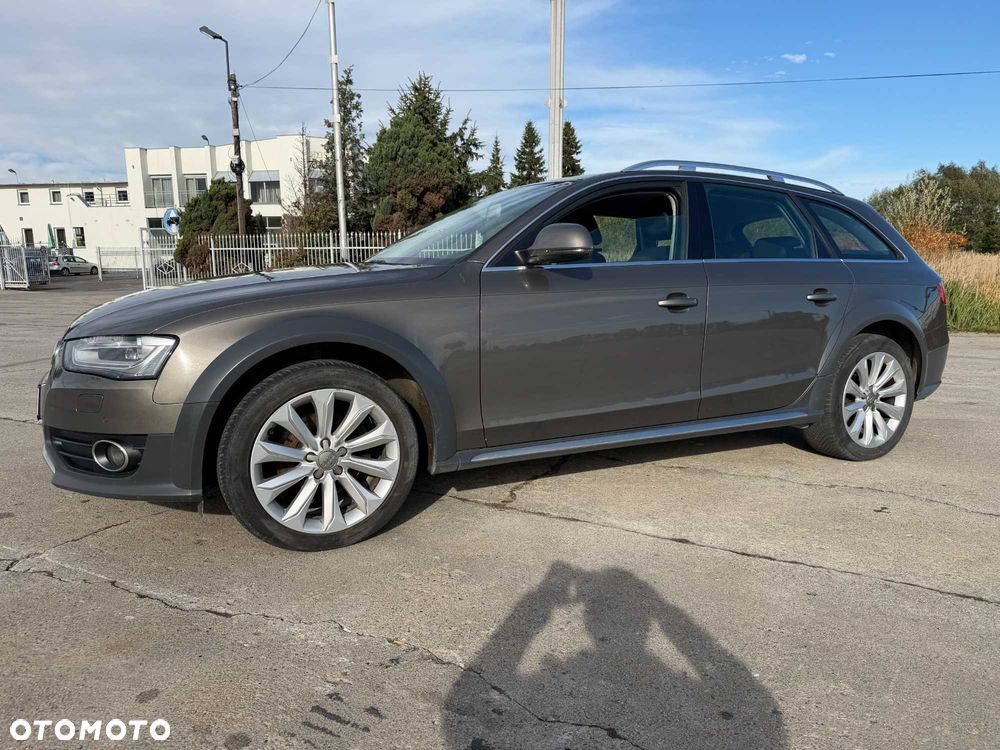 Audi A4 Allroad - 1