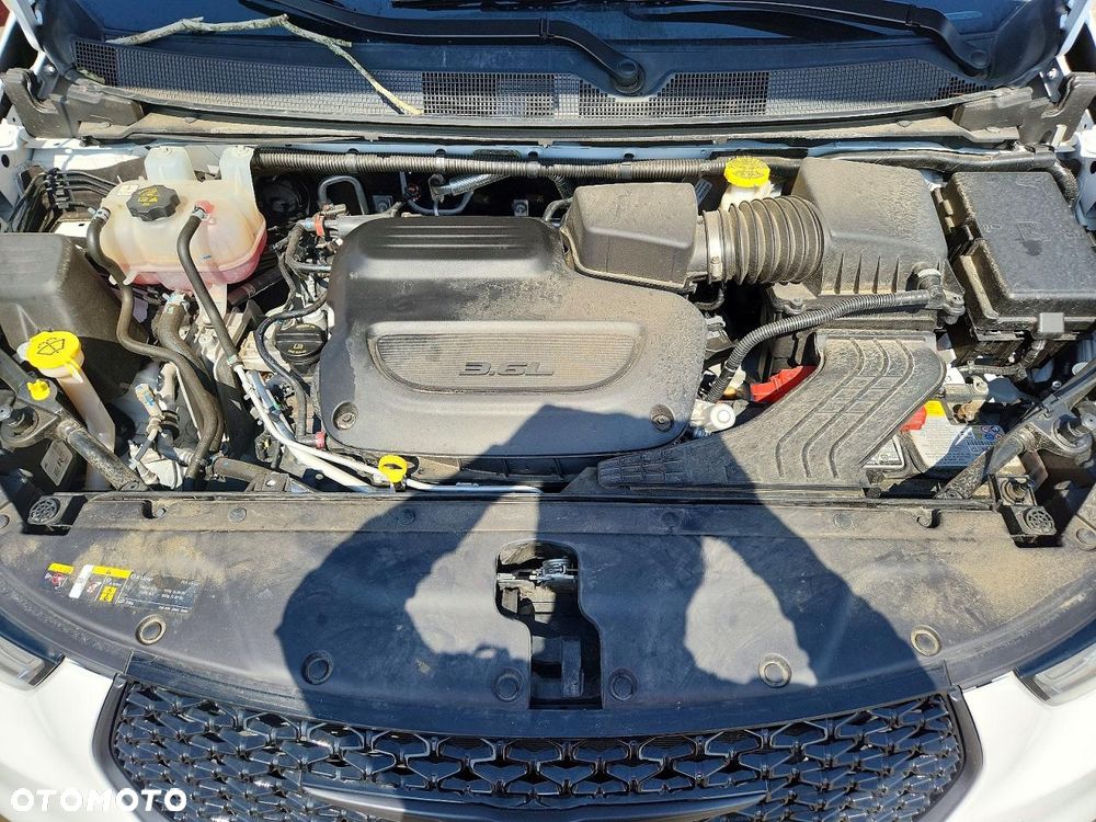 Chrysler Pacifica - 11