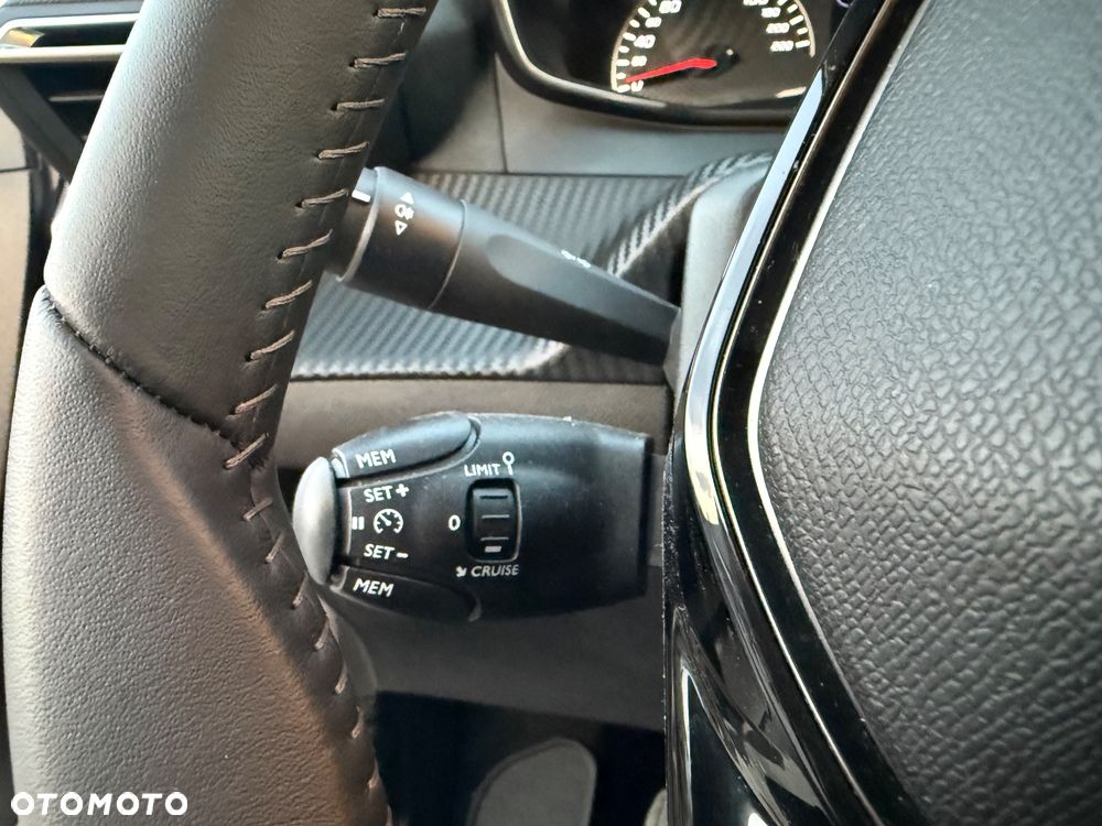 Peugeot 208 PureTech 75 Like - 16