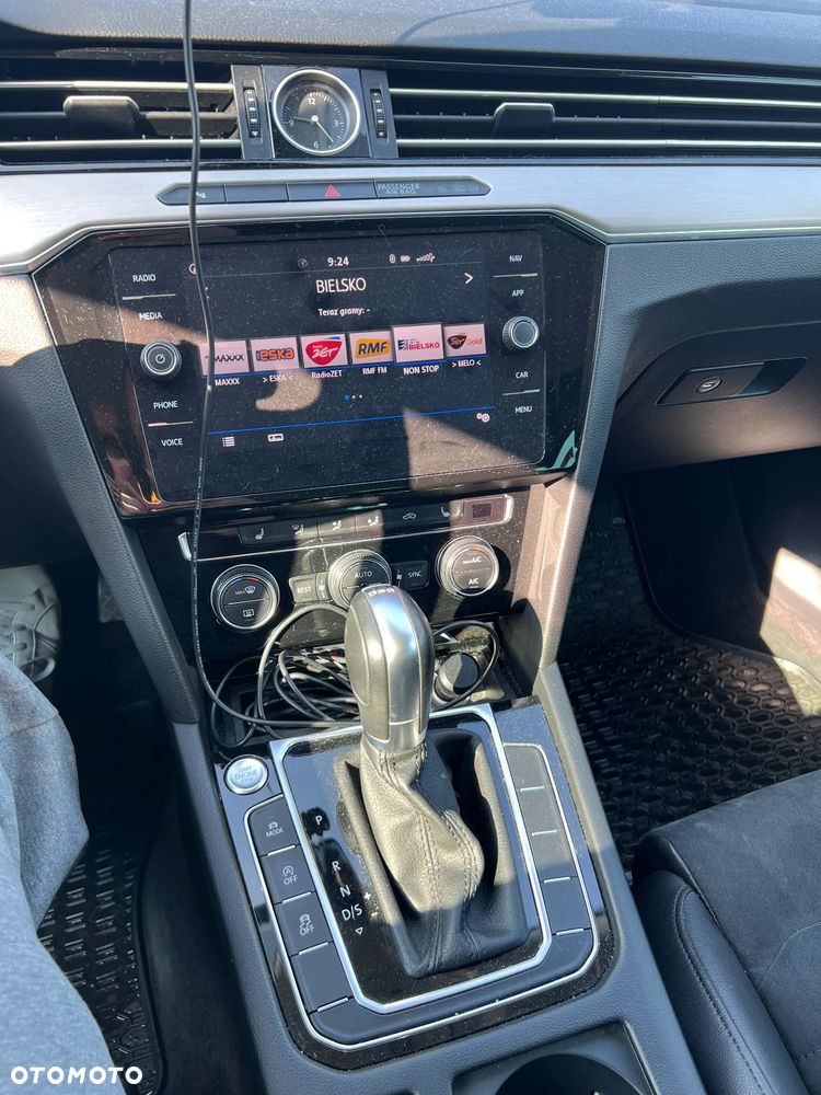 Volkswagen Passat - 10