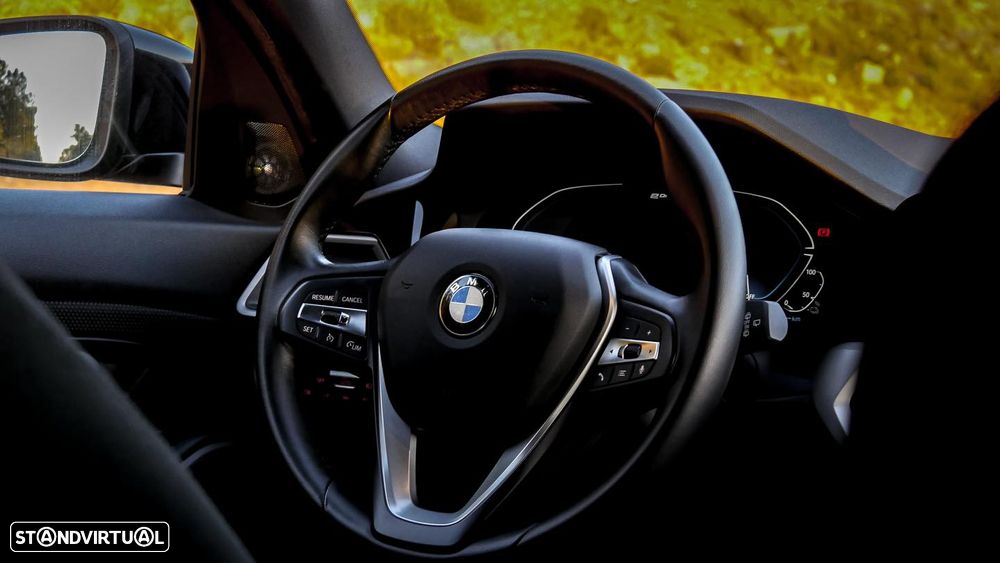 BMW 330 e Touring Aut. Sport Line - 17