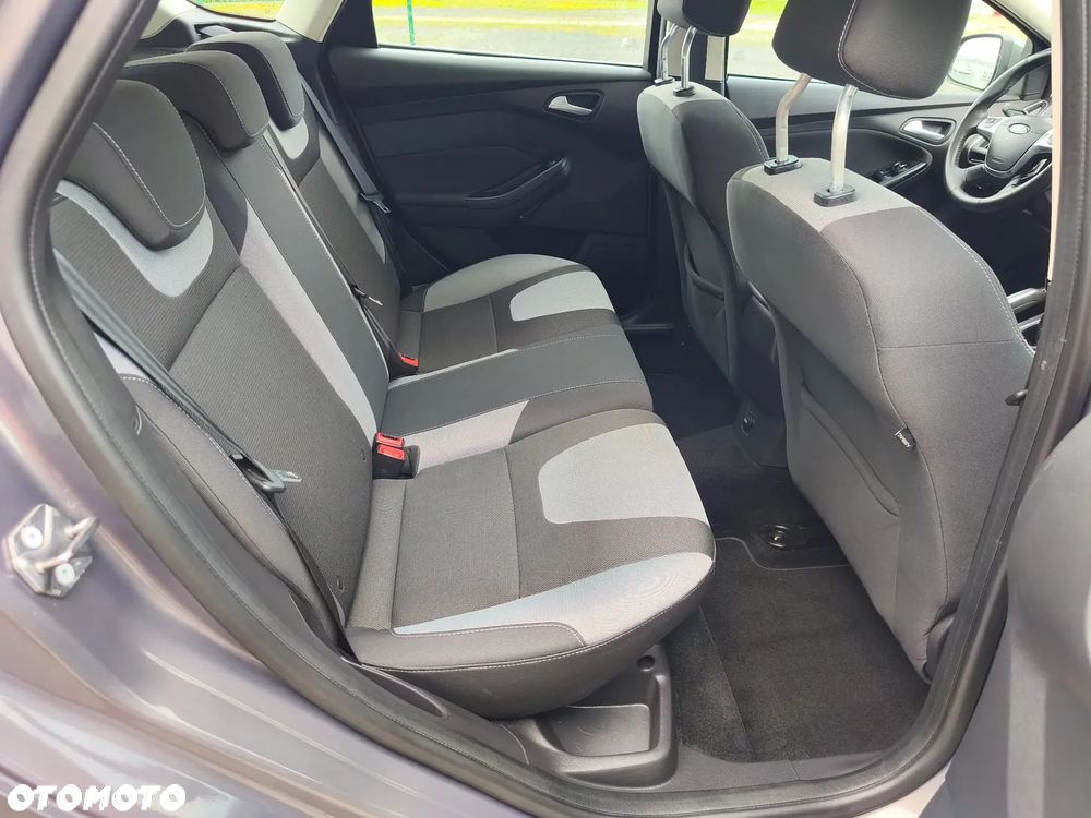 Ford Focus 1.0 EcoBoost Start-Stopp-System Titanium - 28