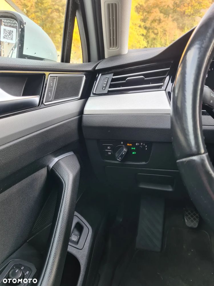 Volkswagen Passat 1.4 TSI BMT ACT Comfortline - 17