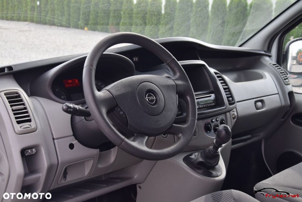 Opel Vivaro - 12