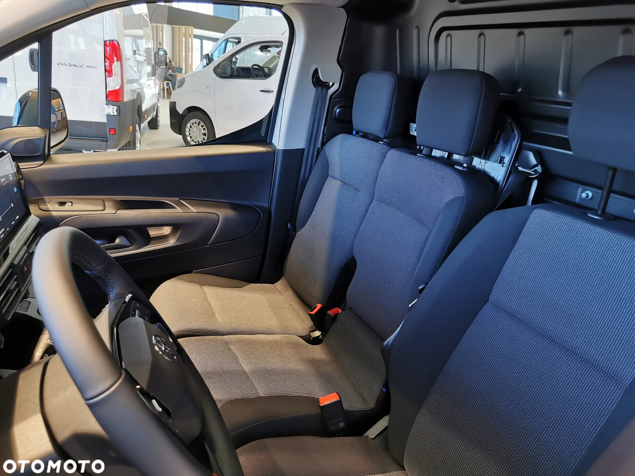 Toyota Proace CITY VAN - 13