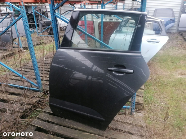 Peugeot 3008 lewe tylne drzwi kpl.