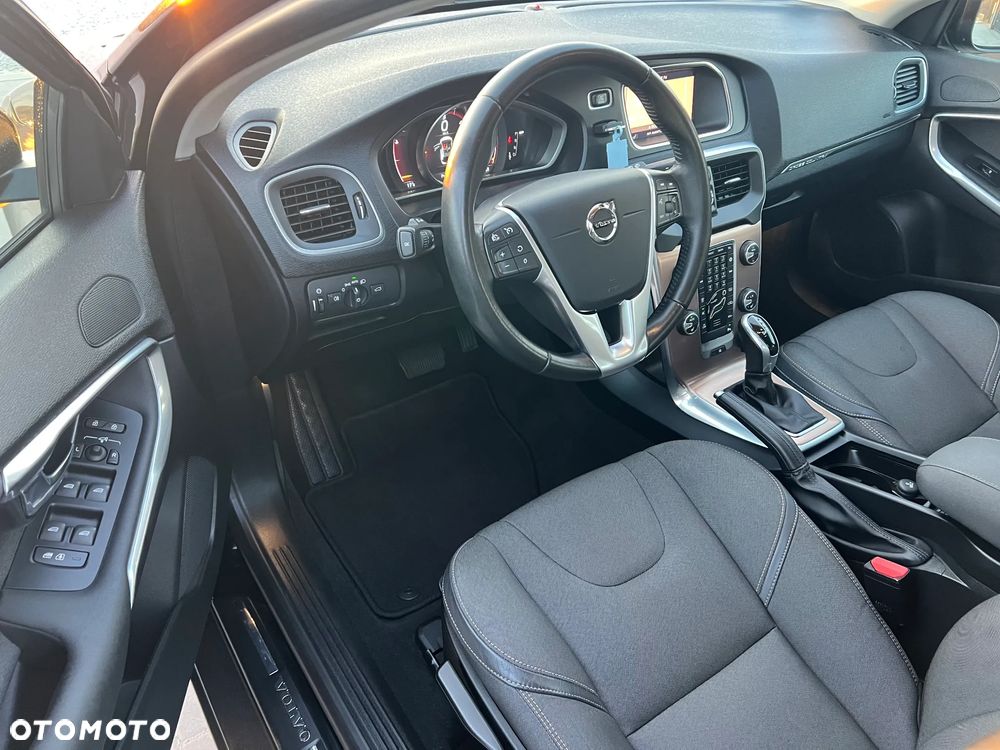 Volvo V40 Cross Country D4 Geartronic Momentum - 23