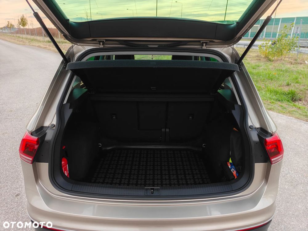 Volkswagen Tiguan - 14