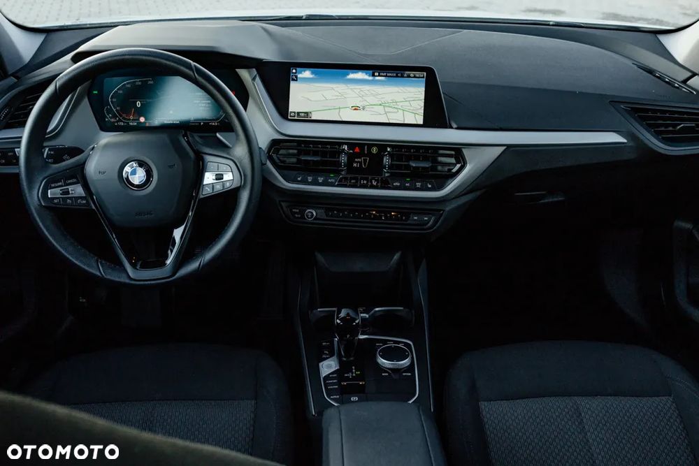 BMW Seria 1 118i Advantage - 8