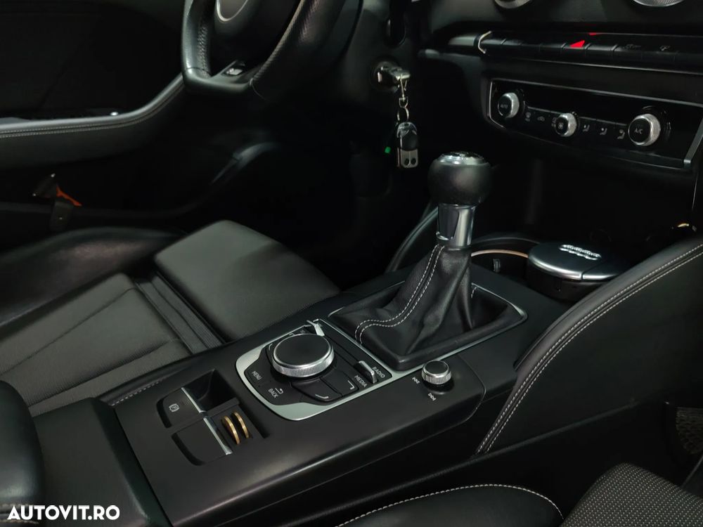 Audi A3 1.6 TDI clean Ambiente - 15