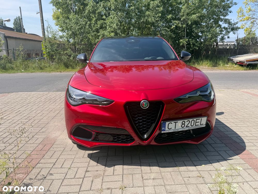 Alfa Romeo Stelvio 2.0 Turbo Intensa Q4 - 22
