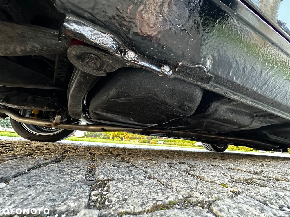 BMW Seria 3 320i - 24