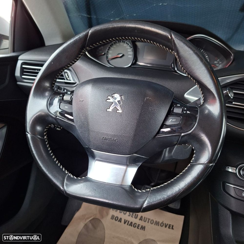Peugeot 308 SW 1.2 PureTech Style - 10