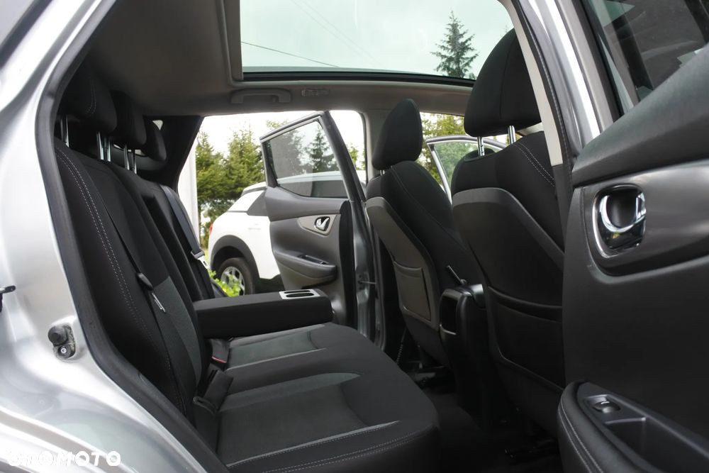 Nissan Qashqai 1.5 dCi N-WAY - 8