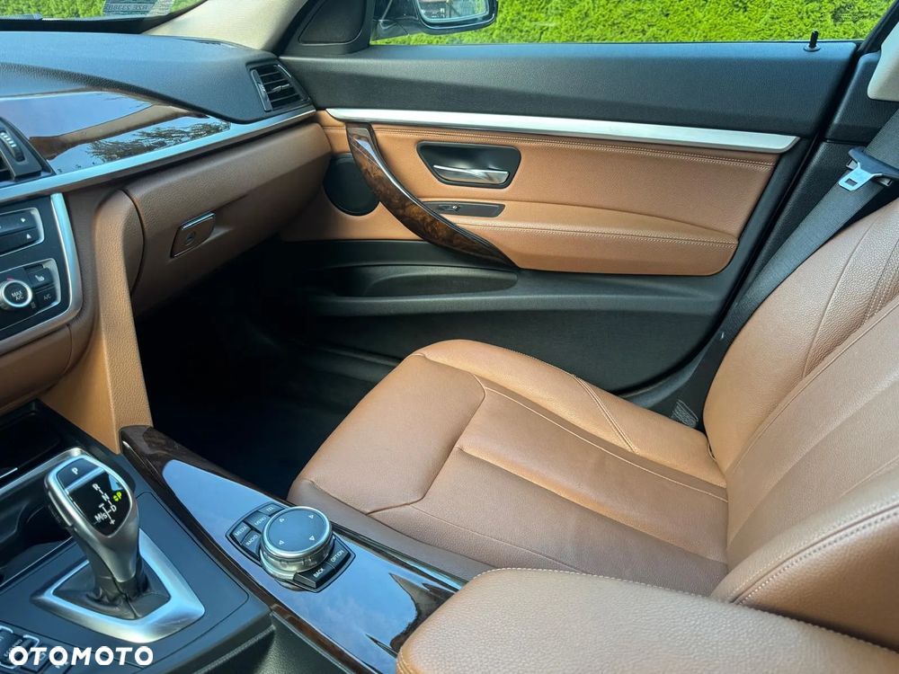 BMW 3GT 328i GT Luxury Line - 18