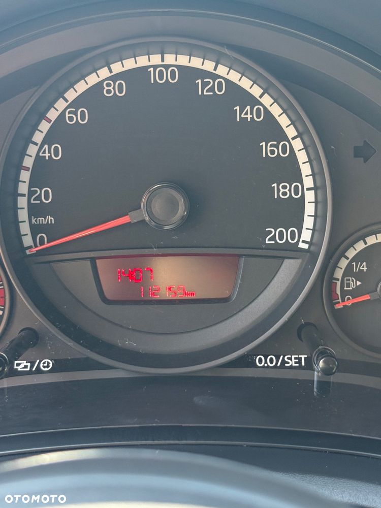 Volkswagen up! 1.0 street - 7