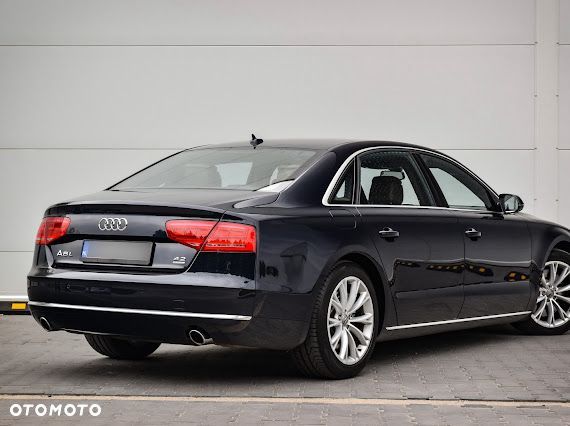Audi A8 - 1
