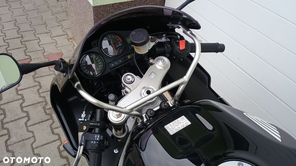 Honda CBR - 5