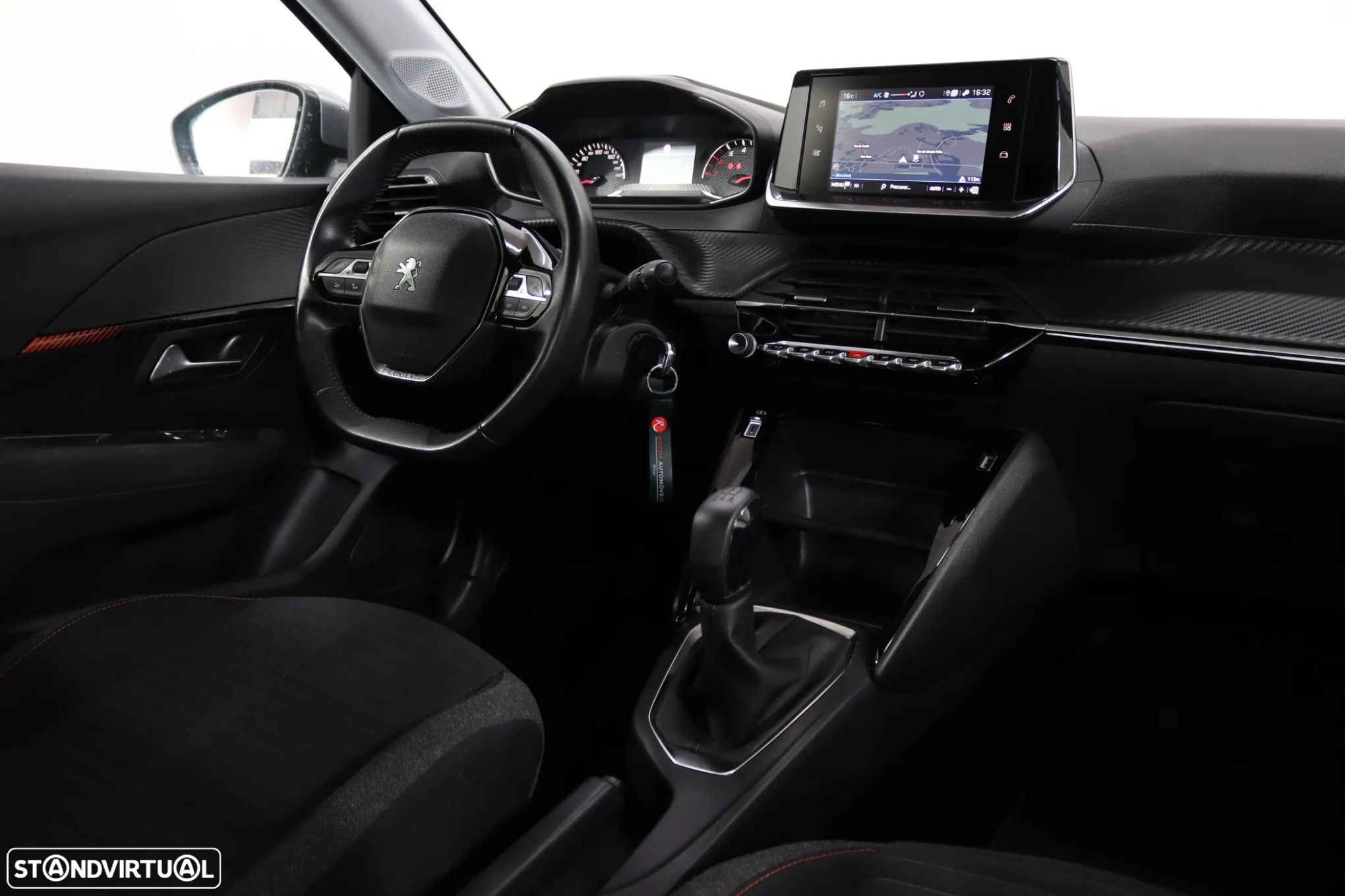 Peugeot 208 1.2 PureTech Active - 4