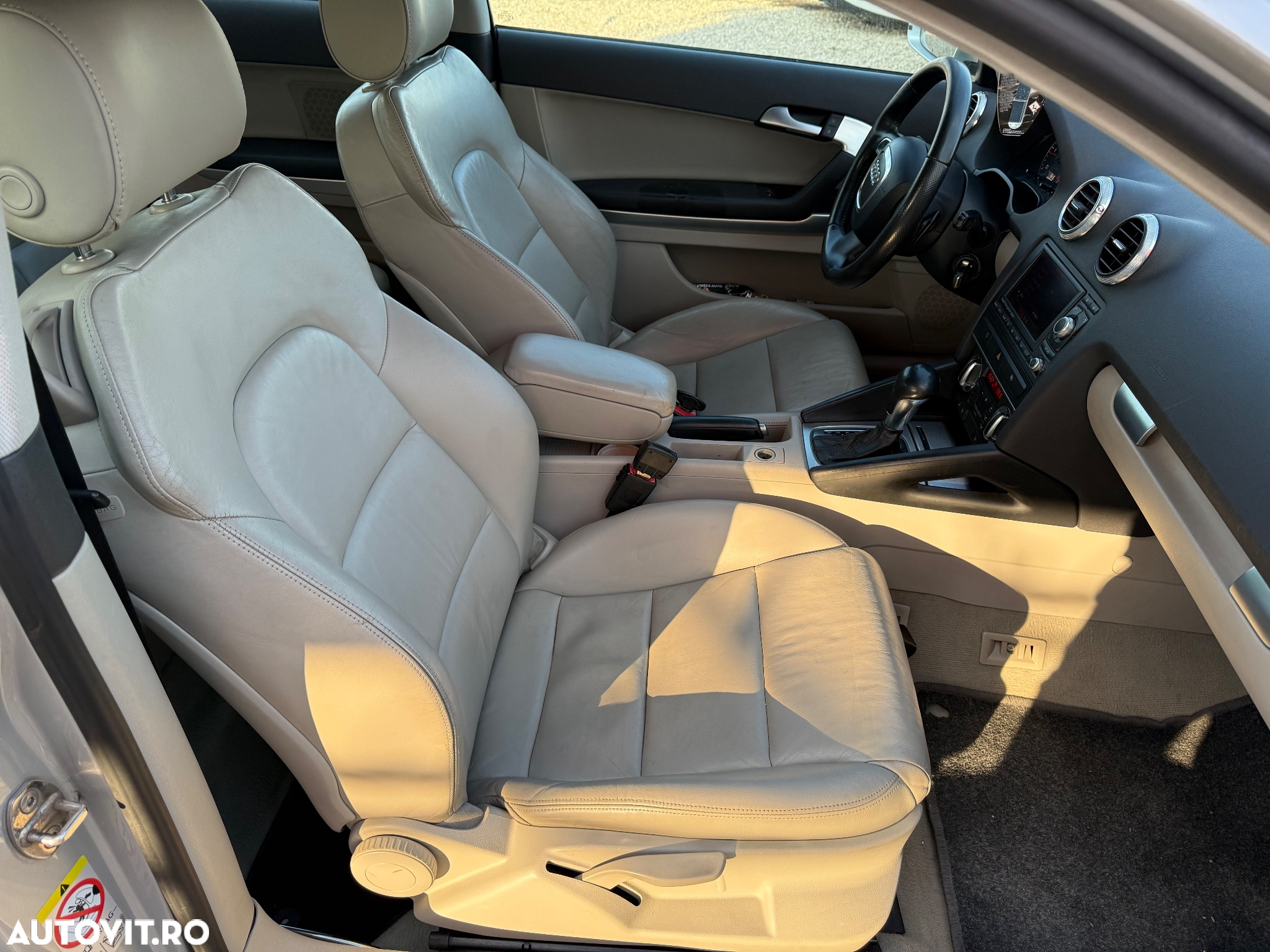 Audi A3 2.0 TDI DPF (DSG) S tronic Attraction - 24