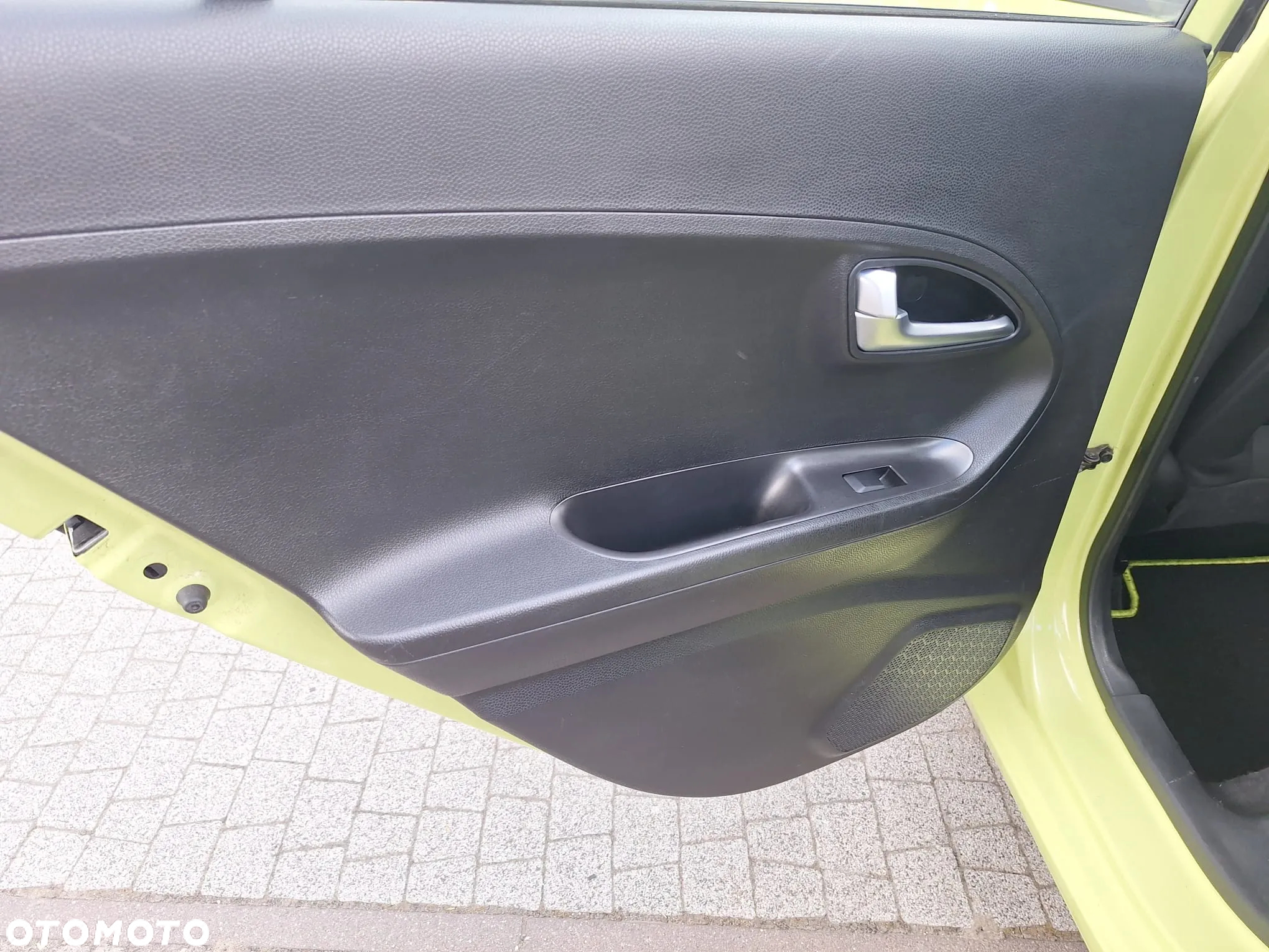 Kia Picanto - 10
