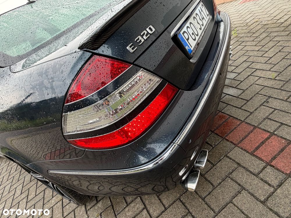 Mercedes-Benz Klasa E 320 CDI Elegance - 20