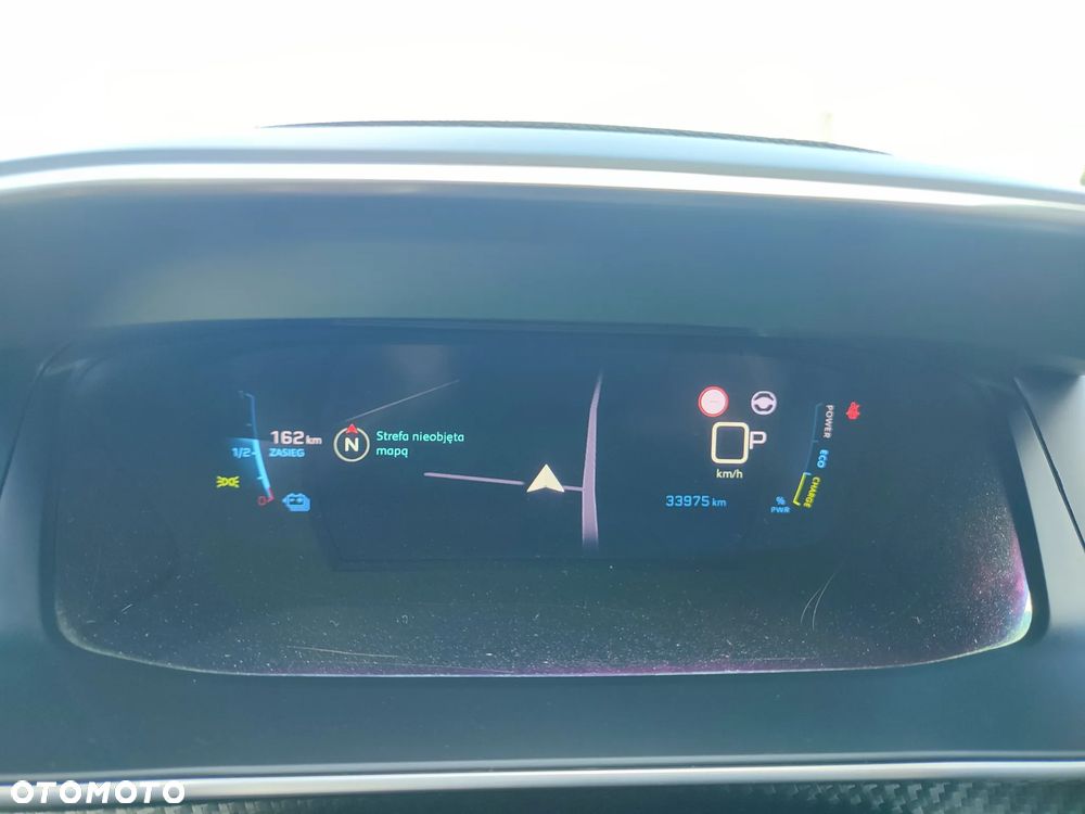 Peugeot 2008 e-2008 50kWh GT - 17