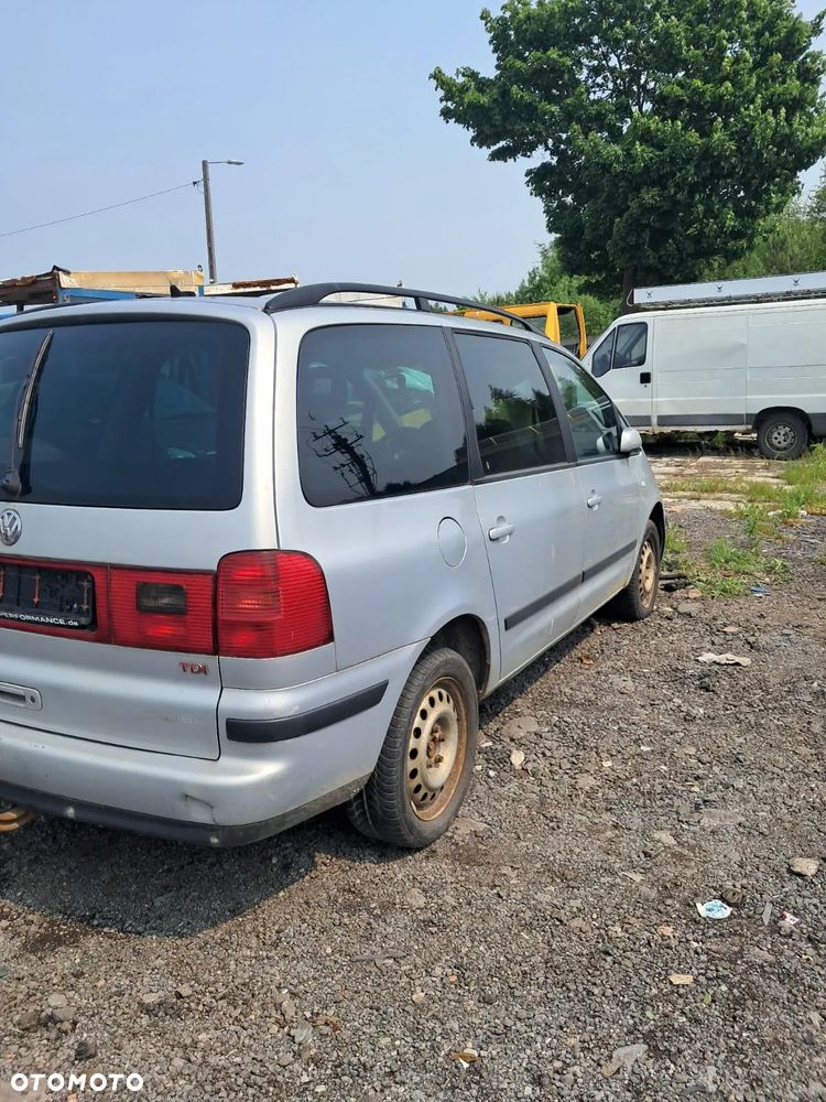 DAWCA CZĘŚCI VW SHARAN I LIFT 2004 1.9 TDI (ASZ) KOD LAK: LB7Z - 5