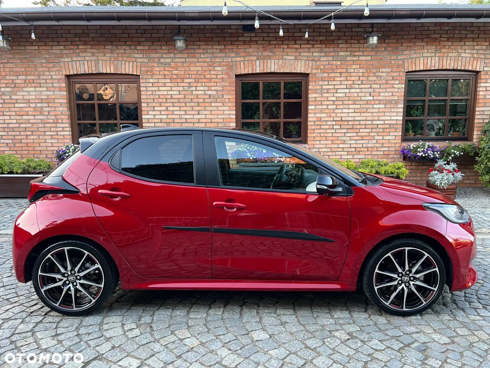 Toyota Yaris Hybrid 1.5 VVT-i GR SPORT - 4