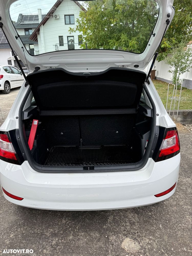 Skoda Fabia 1.0 TSI Ambition - 2
