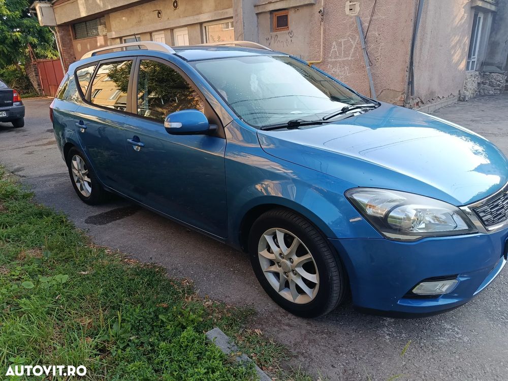 Kia Ceed - 4