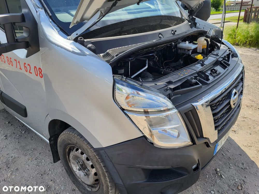 Nissan NV400 - 24