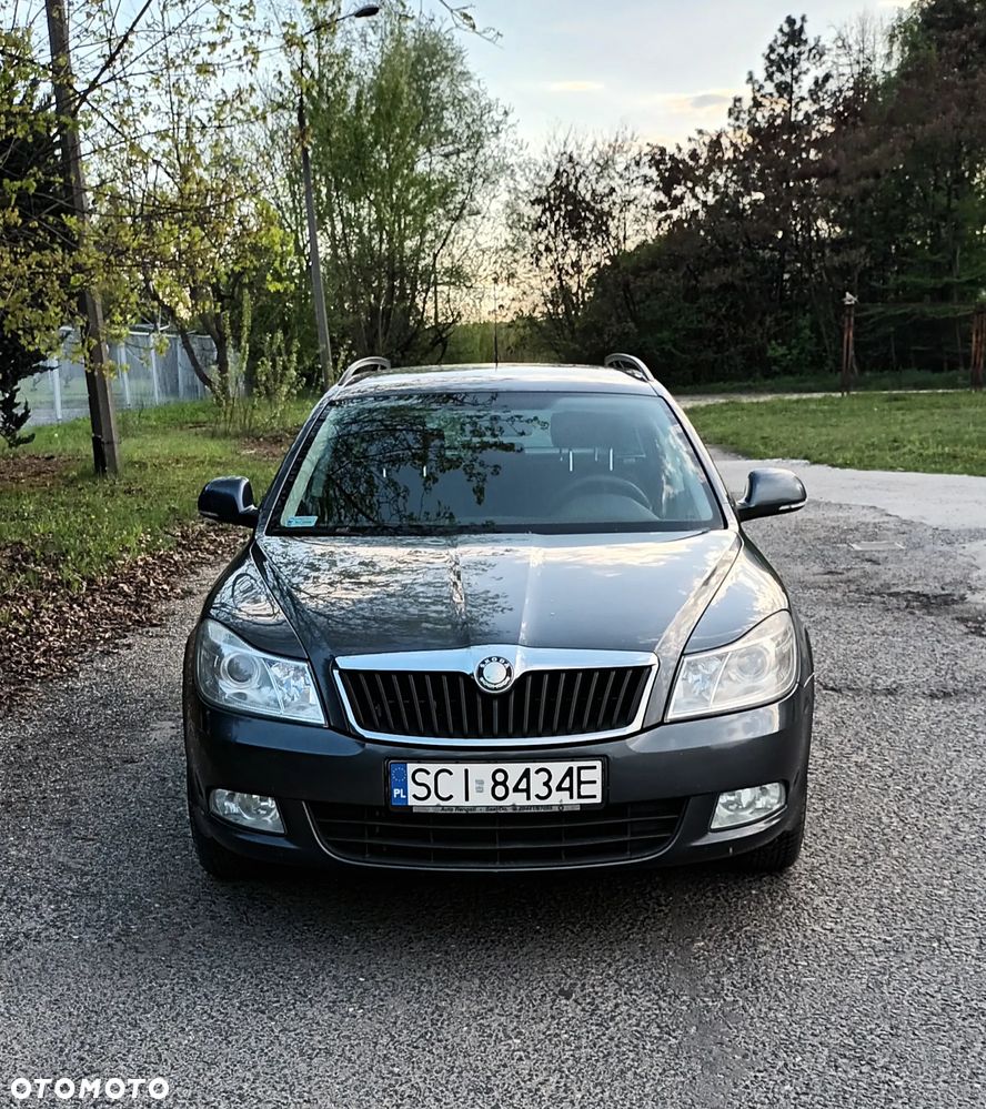 Skoda Octavia 1.6 - 10