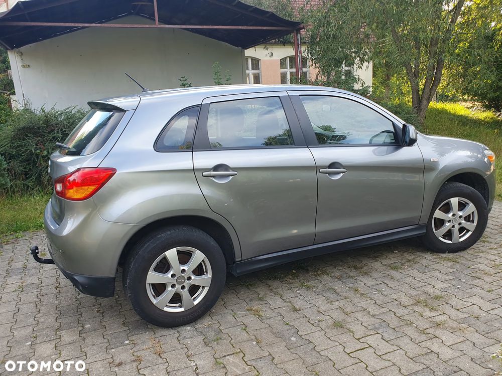Mitsubishi ASX 1.6 Active - 10