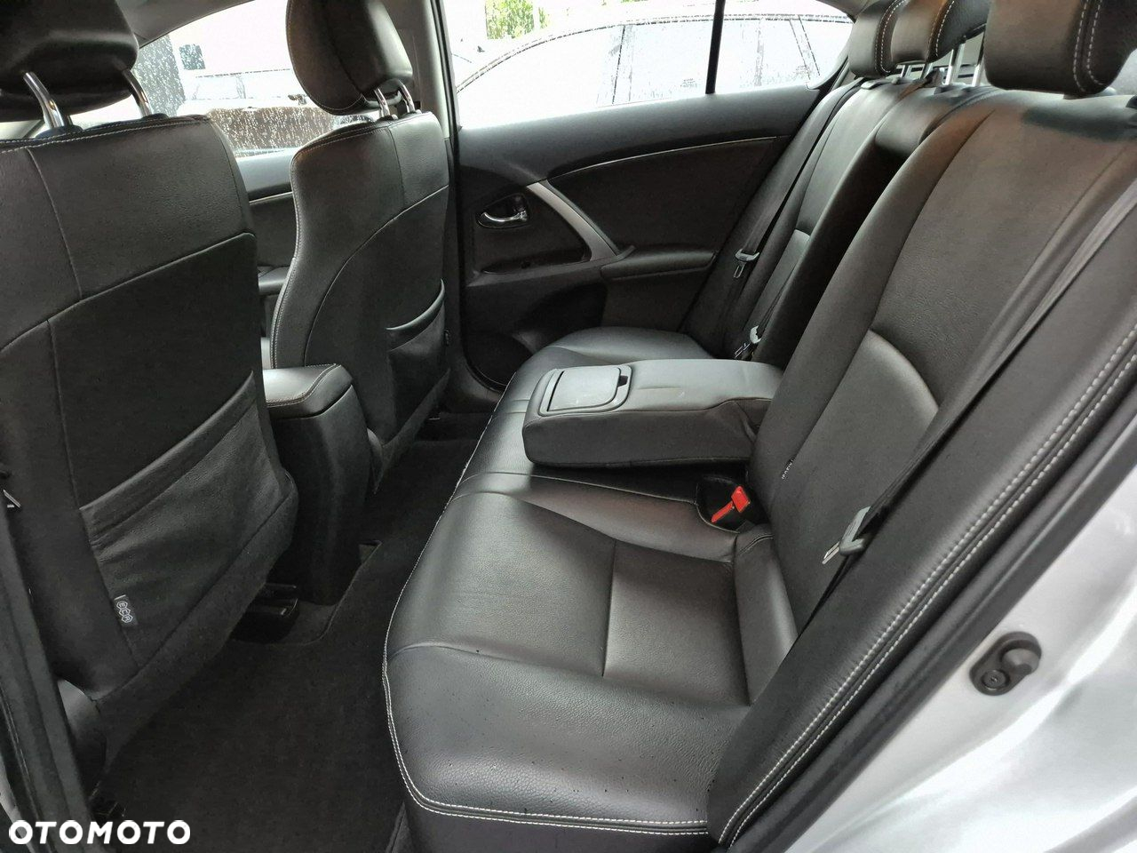 Toyota Avensis - 19