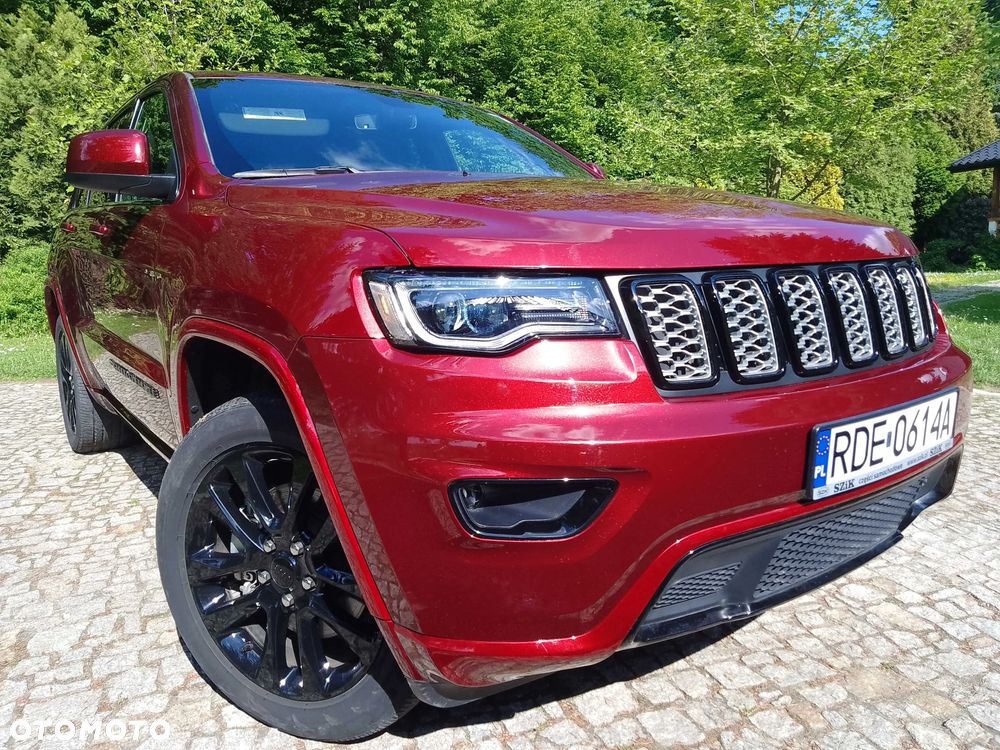 Jeep Grand Cherokee - 1