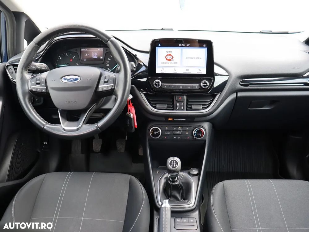 Ford Fiesta - 10