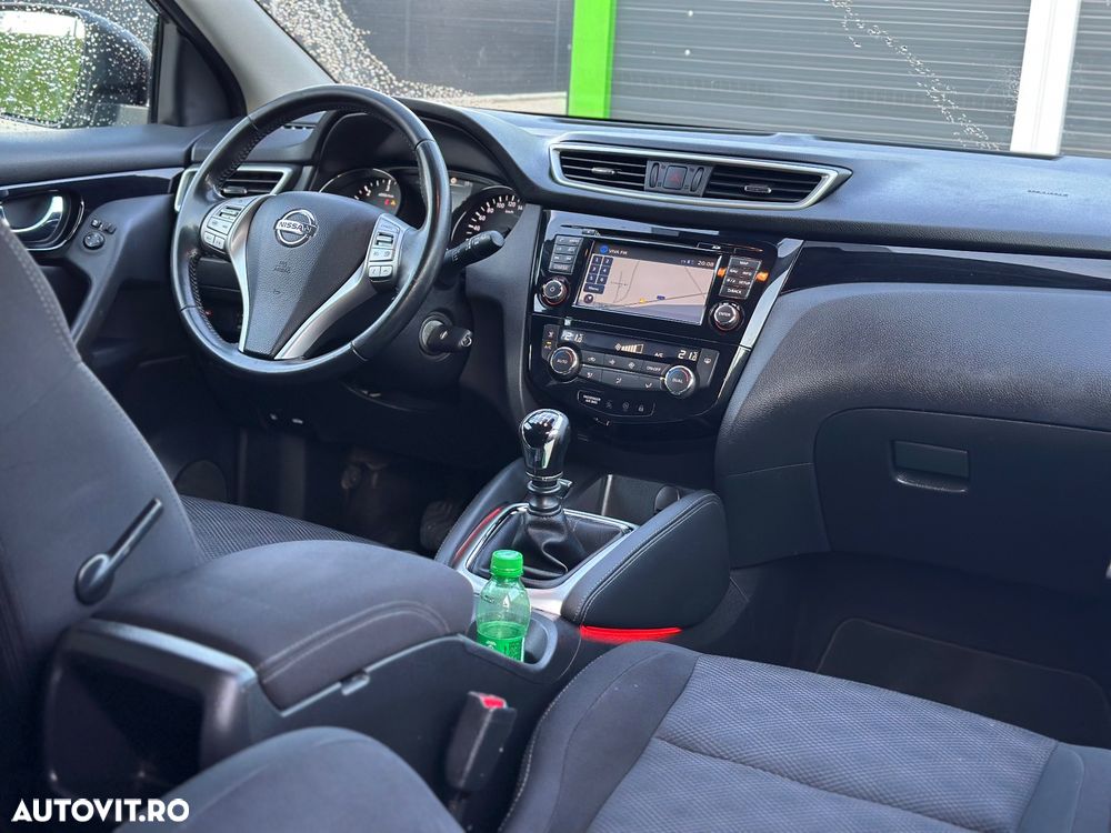 Nissan Qashqai 1.6 DCI Start/Stop N-Connecta - 33
