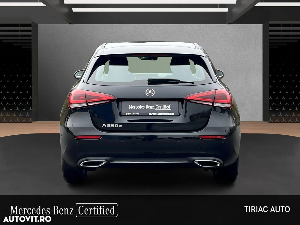 Mercedes-Benz A 250 e 8G-DCT - 5