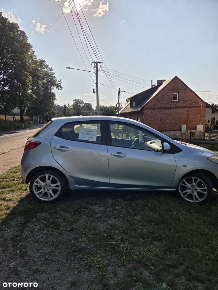 Mazda 2 - 6