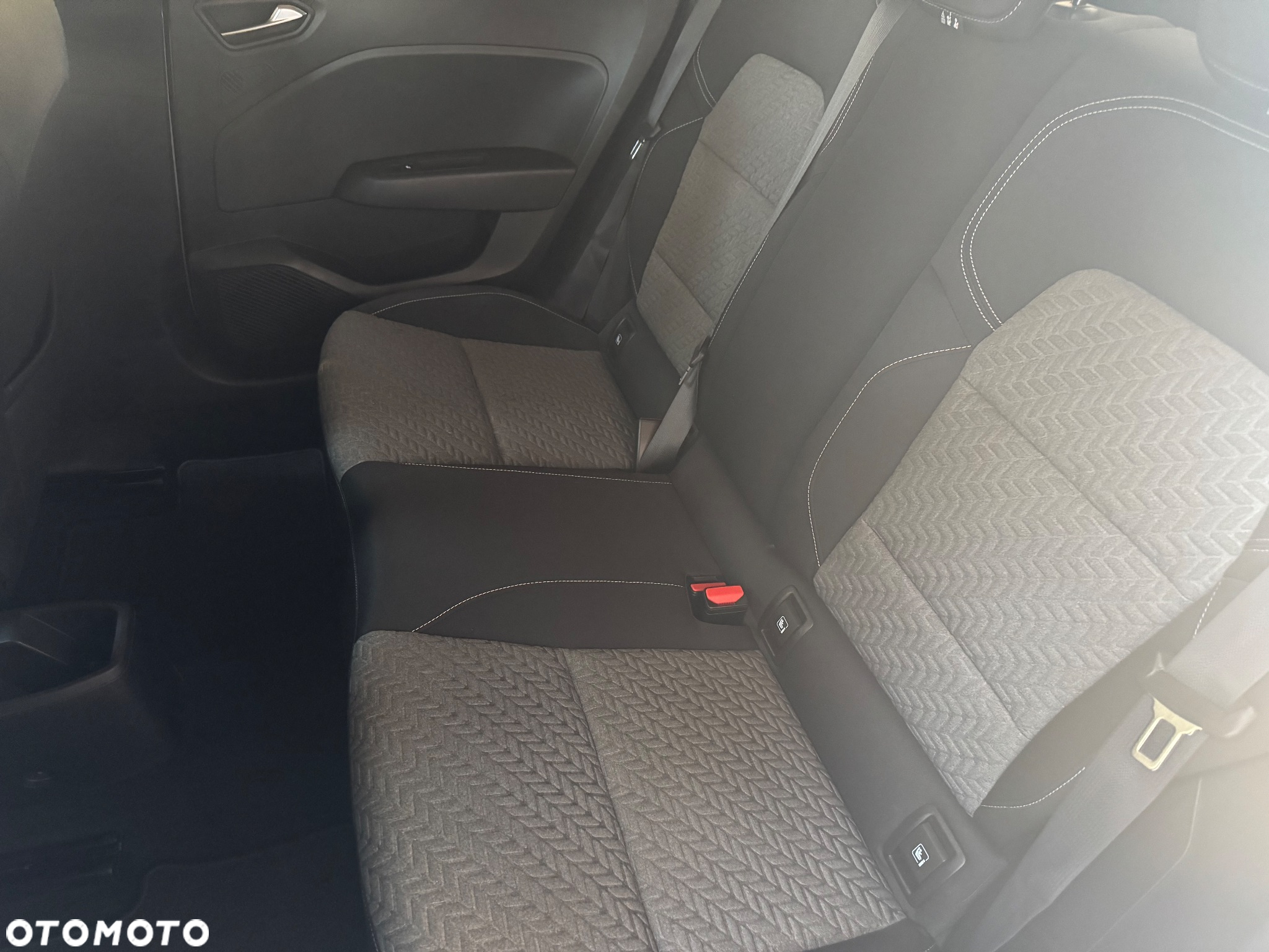 Renault Clio E-TECH Full Hybrid 145 EQUILIBRE - 15