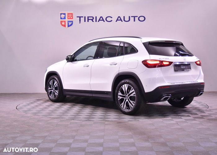 Mercedes-Benz GLA 220 4MATIC MHEV Aut. - 3